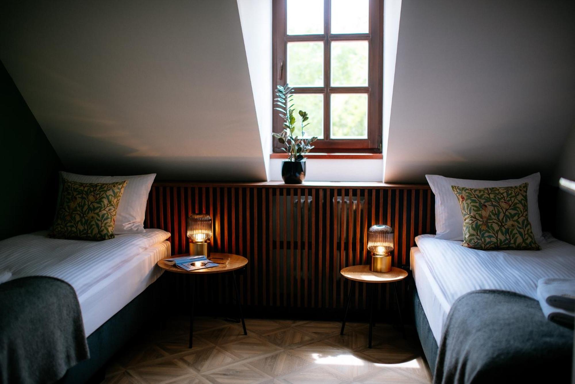 Apartamenty Chopina Stare Miasto Zamosc, Apartamenty Dwuosobowe, Apartamenty Czteroosobowe Z Prywatna Sauna Luaran gambar